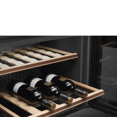 Smeg cvi621rwnr3 Dolce stil novo cantina vini incasso h 45 cm nero