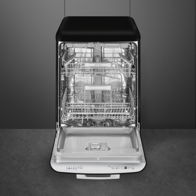 Smeg LVFABBL3 50's Style  Dishwasher freestanding black