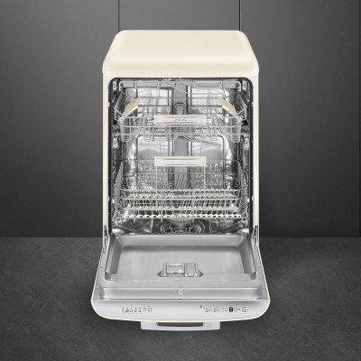 Smeg LVFABCR3 50's Style  Dishwasher freestanding cream