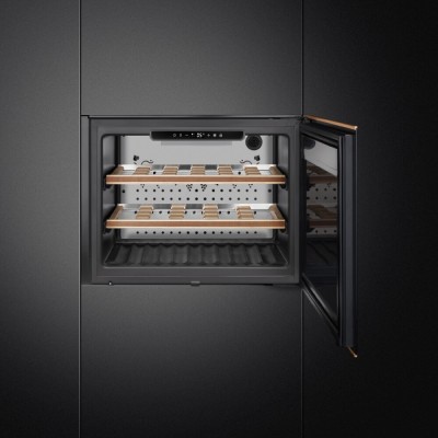 Smeg CVI621NR3 Dolce stil novo  Built-in wine cellar from h 45 cm black