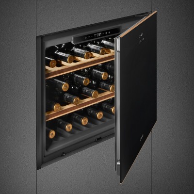 Smeg CVI621NR3 Dolce stil novo  Built-in wine cellar from h 45 cm black