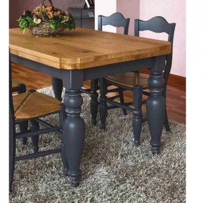 Brunello Extendable table in solid wood with turned legs