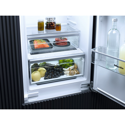 Lodówka do zabudowy Miele KDN 7713 e Active, wysokość 177 cm