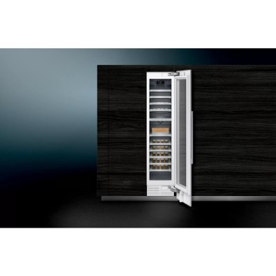 Siemens ci18wp03 iq700 vinoteca empotrable 45 cm h 212 cm vidrio