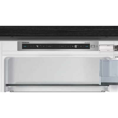 Siemens ki86ssde0 iq500 frigorifero combinato da incasso 55 cm h 177 cm SL