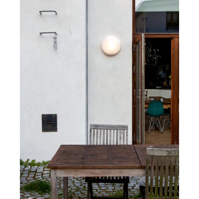 Louis Poulsen Aj Eklipta outdoor wall lamp 35 cm white