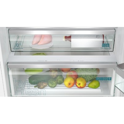 Siemens kb96nadd0 Iq500 Frigorífico combinado empotrado 71 cm h 194