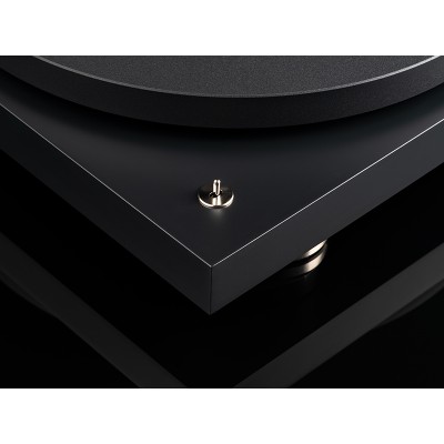 <p><b>Vincitore del premio EISA Best Value Turntable 2021-2022.</b></p>
<p><strong>CARATTERSTICHE</strong></p>
<p>Velocità: 33