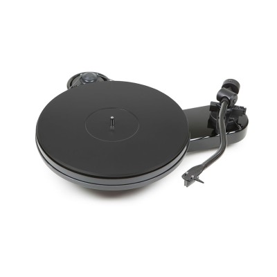 Pro-Ject RPM 3 Carbon 2M Silver Turntable Black Lacquer