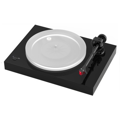 <p>Giradischi hi-end, dove il suffisso “B” sta per “connettività bilanciata”. Si chiama X2 B e di serie viene fornito con la tes