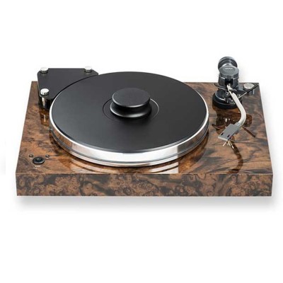 <p><strong>Xtension 9 Evolution SuperPack con Pick it DS2 MC</strong></p>
<p>Il Pro-Ject Xtension 9 Evolution SuperPack rappres