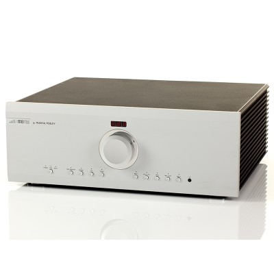 <p>L'M8s è un preamplificatore senza limiti. Dalle sue prestazioni alla sua connettività, passando per la qualità di adattamento