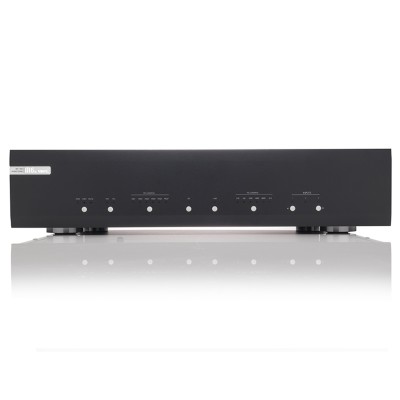 <p>L'M6x ViNYL è un amplificatore per testina phono MM/MC ad altissime prestazioni e alta precisione in un casework splendidamen