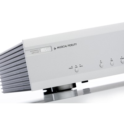 Wzmacniacz zintegrowany Musical Fidelity M5si 2 x 150 W srebrny