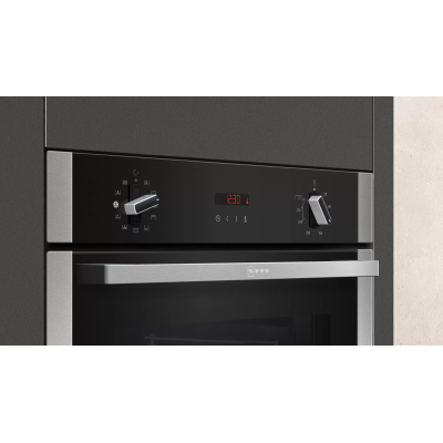 Neff b2avg6an0 N30 pyrolytic oven with added steam built-in 60 cm black