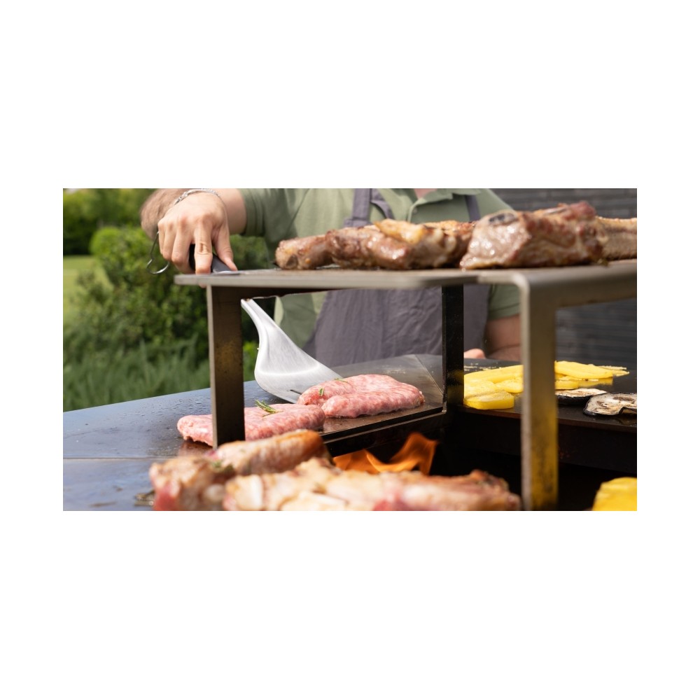 A Closer Look at the Grill — Oveneat BBQ Tower