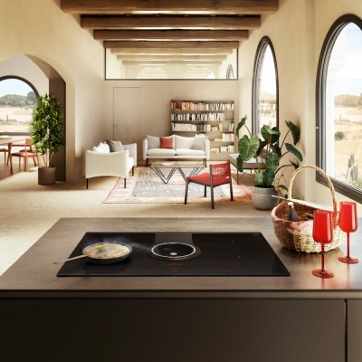 Elica Nikolatesla One HP Evo Bl/A/83 Induction Hob with Integrated Hood 83cm