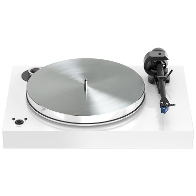 <p><strong>Giradischi high-end con piatto ad elevata massa e caratteristiche simili ad X9/X10</strong></p>
<p>Il giradischi X8 