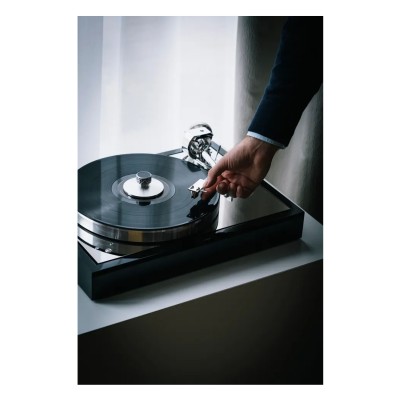 <p>Il nuovo The Classic Reference coniuga raffinatezza tecnica e design di lusso come nessun altro giradischi. Si basa sul The C