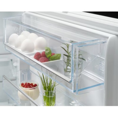 Aeg pca9000c Series 9000 Longfresh built-in single-door refrigerator, 178 cm high