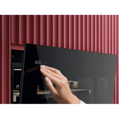 Aeg nkw8p21kab Serie 8000 Perfect Shelving wbudowana piwniczka na wino h 45 cm czarna