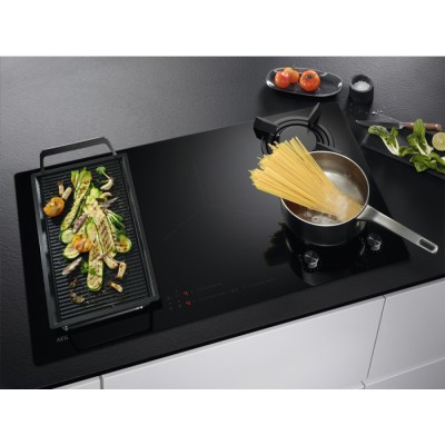 AEG HF704193NB Hybrid-Gas-Induktionskochfeld, 90 cm, schwarze Glaskeramik