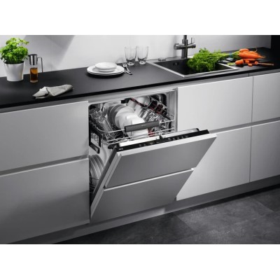 Zmywarka w pełni zintegrowana Aeg fsk63657p 60 cm