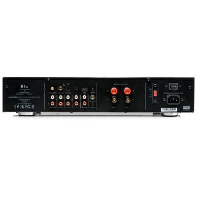 Wzmacniacz zintegrowany Musical Fidelity B1xi klasy A/B w kolorze czarnym