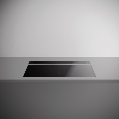 Campana extractora Falmec Level 90 de 90 cm con sistema de extracción descendente y cristal negro.