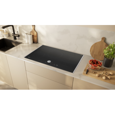 Plaque à induction Neff t68ttv4l0 N90 80 cm avec cadre en vitrocéramique noire