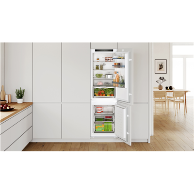 Bosch KIN86VSE0 Frigorifero combinato da incasso Serie 4 177.2 x 54.1 cm cerniera a traino