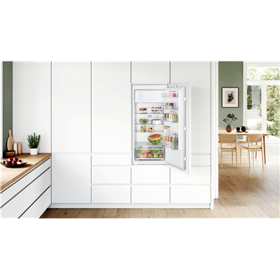 Bosch KIL42NSE0 Frigorifero monoporta da incasso con congelatore Serie 2 122.1 x 54.1 cm cerniera a traino