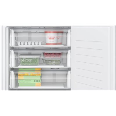 Bosch GUN21ADE0 Congelatore monoporta da incasso Serie 6 82 x 59.8 cm cerniera piatta soft closing